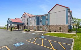 Comfort Suites Near I-80 And I-94